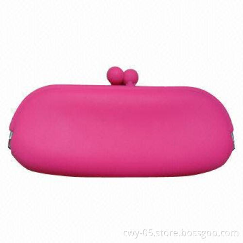 2013 New Fashionable and Environment Silicone Eyeglass Cases with All Kinds of Pantone Colors